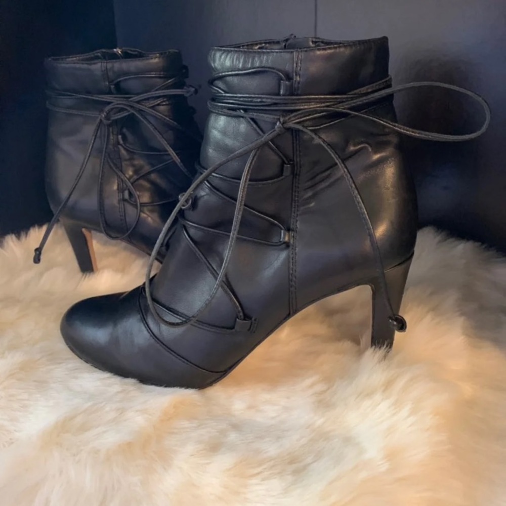 Vince Camuto Booties - Black - 7.5